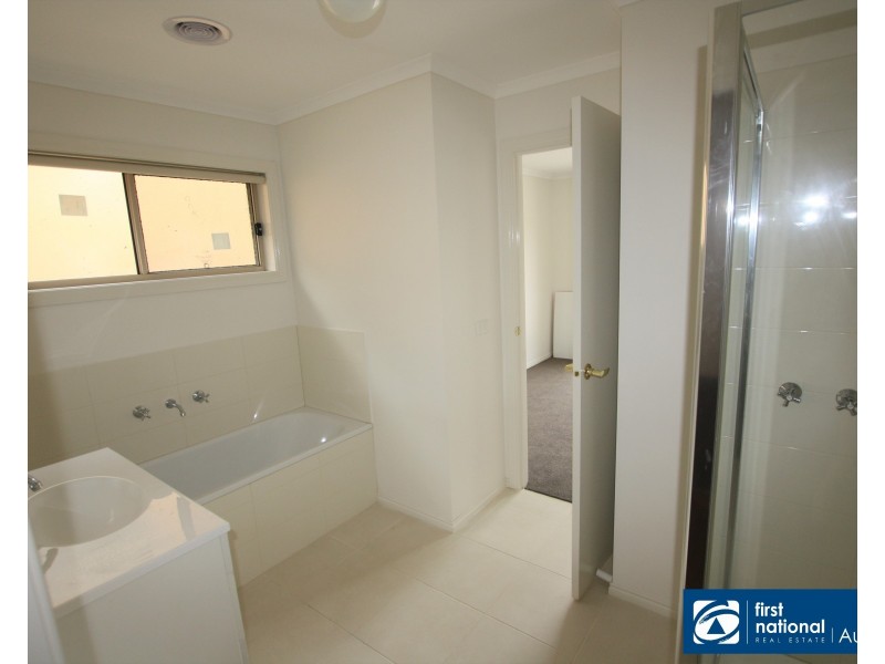 12/11 Lower Gordon Street, Korumburra VIC 3950