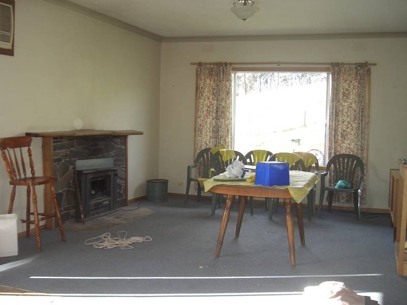 10 Mary Street, Loch VIC 3945
