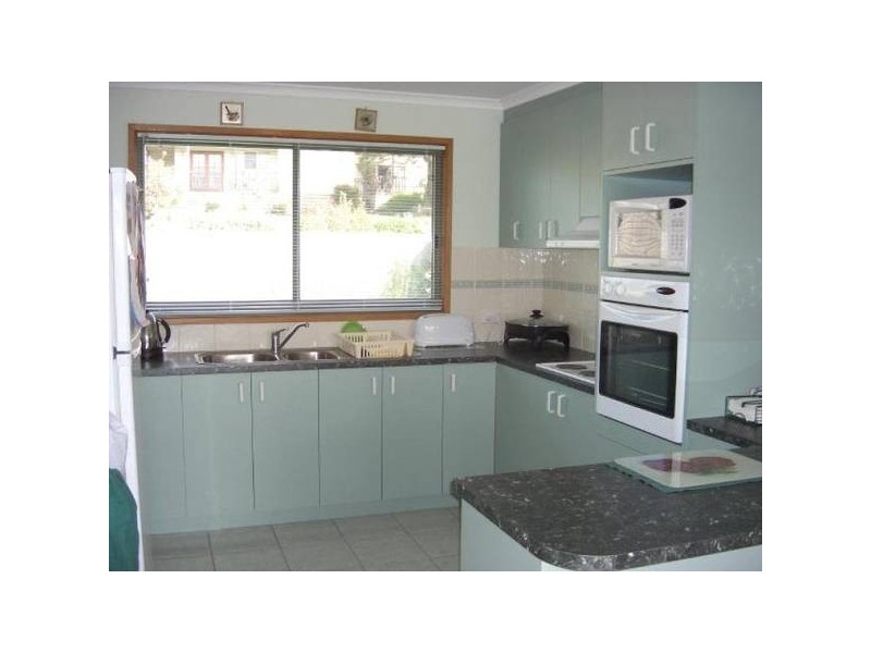 MacQueen AVENUE, Korumburra VIC 3950