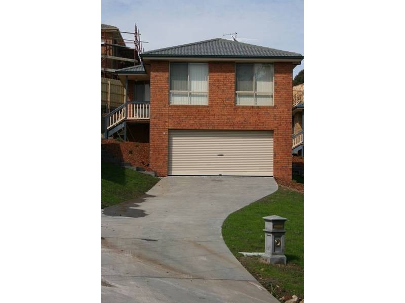 2/10A Coal Creek ROAD, Korumburra VIC 3950