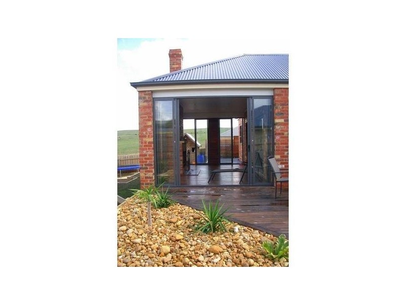 11 Isabella BOULEVARD, Korumburra VIC 3950