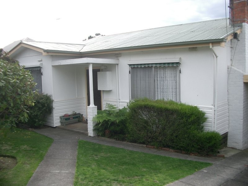 32 GORDON STREET, Korumburra VIC 3950