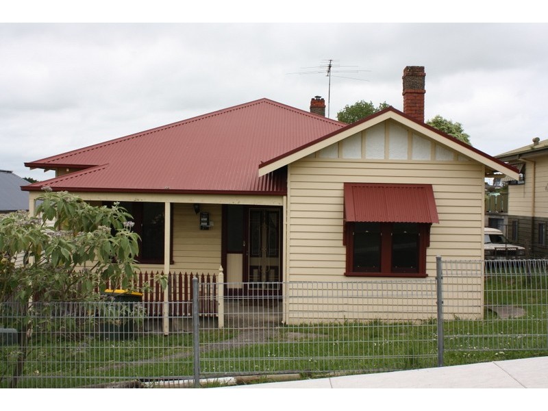 42 BRIDGE STREET, Korumburra VIC 3950