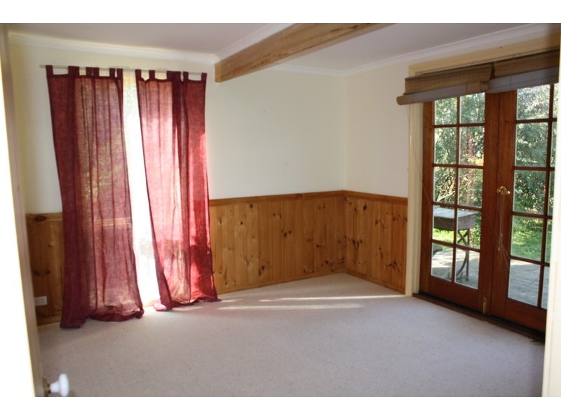 1 NUTTAL STREET, Korumburra VIC 3950