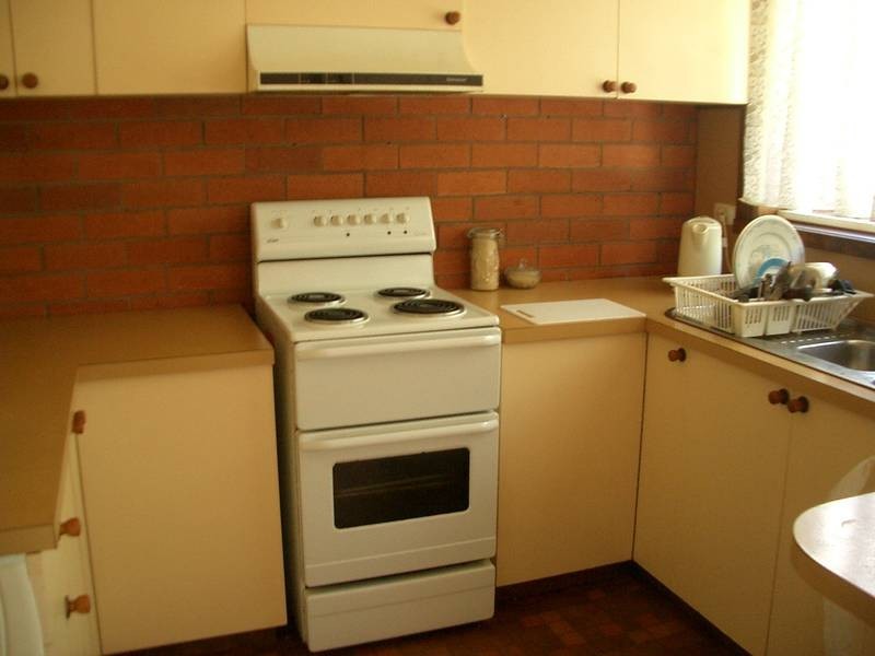 9/13-15 COAL CREEK ROAD, Korumburra VIC 3950