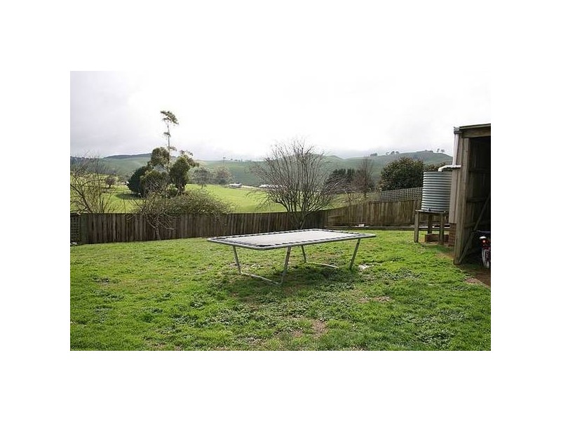 25 Bourke Street, Korumburra VIC 3950