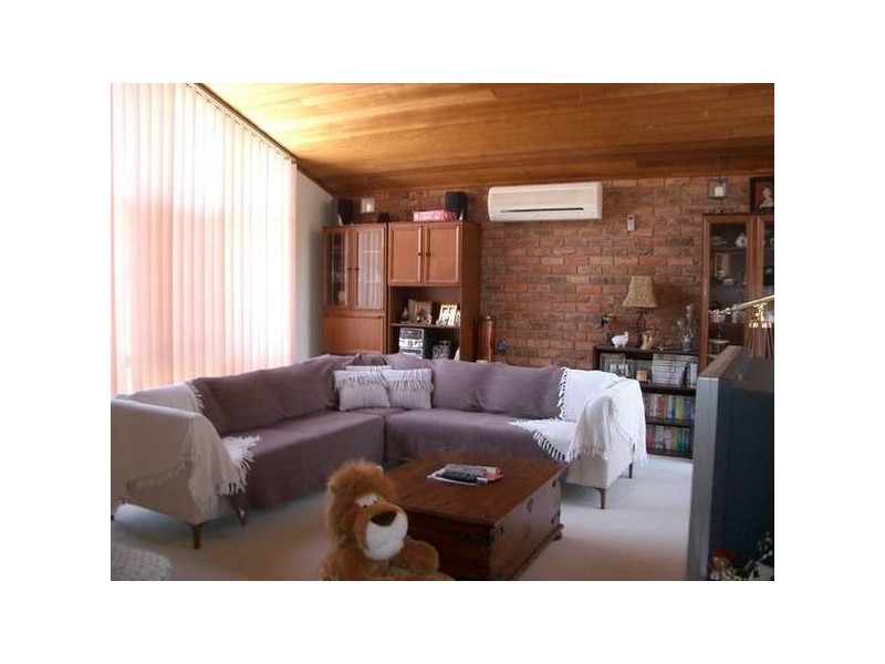 32 VALLEY VIEW PARADE, Korumburra VIC 3950
