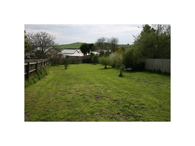 68 RADOVICK STREET, Korumburra VIC 3950