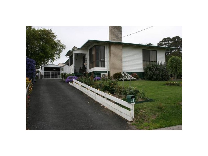 33 Mc Queen Avenue, Korumburra VIC 3950