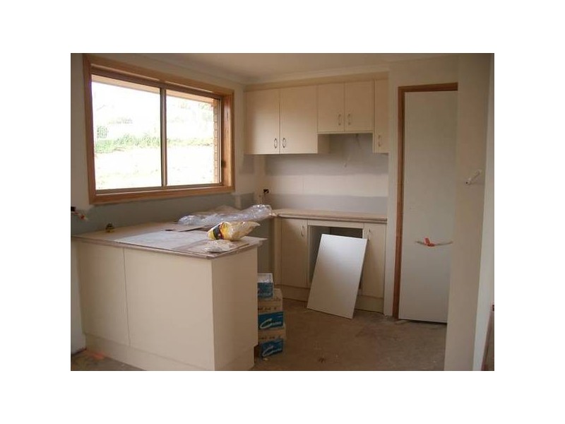 6/31 BATES AVENUE, Korumburra VIC 3950