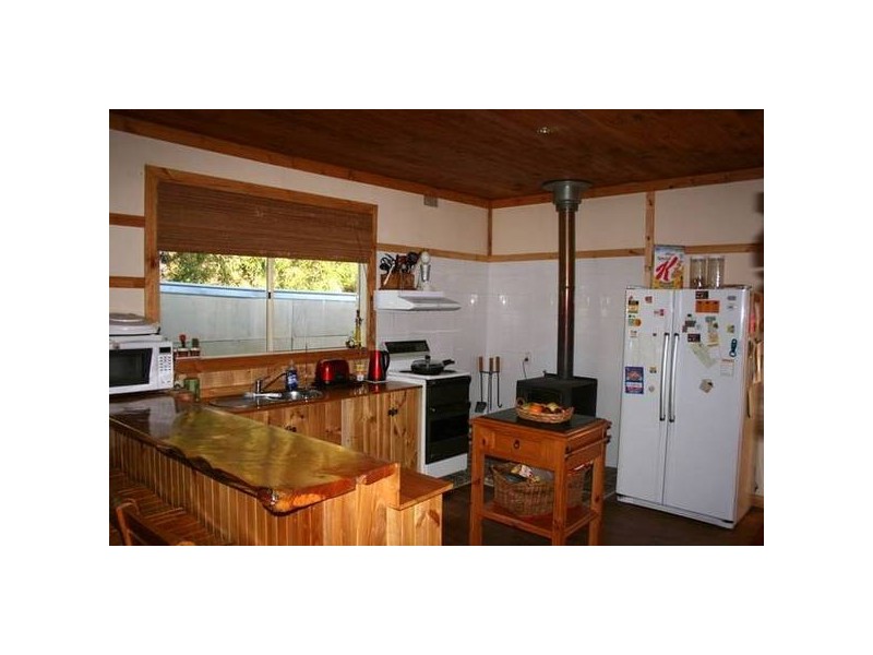 15 Queen Street, Loch VIC 3945