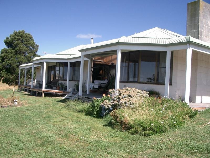 65 LOCH-WONTHAGGI ROAD, Loch VIC 3945