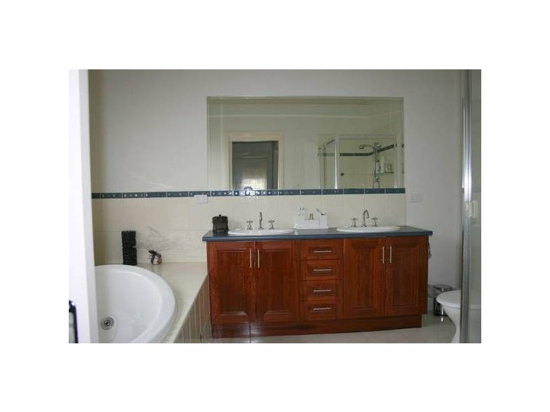 93 George Street, Korumburra VIC 3950