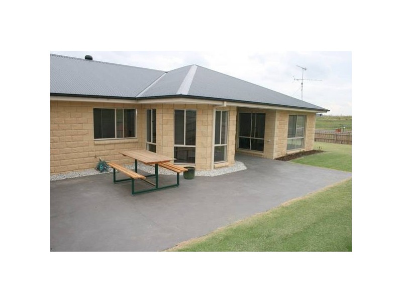 93 George Street, Korumburra VIC 3950