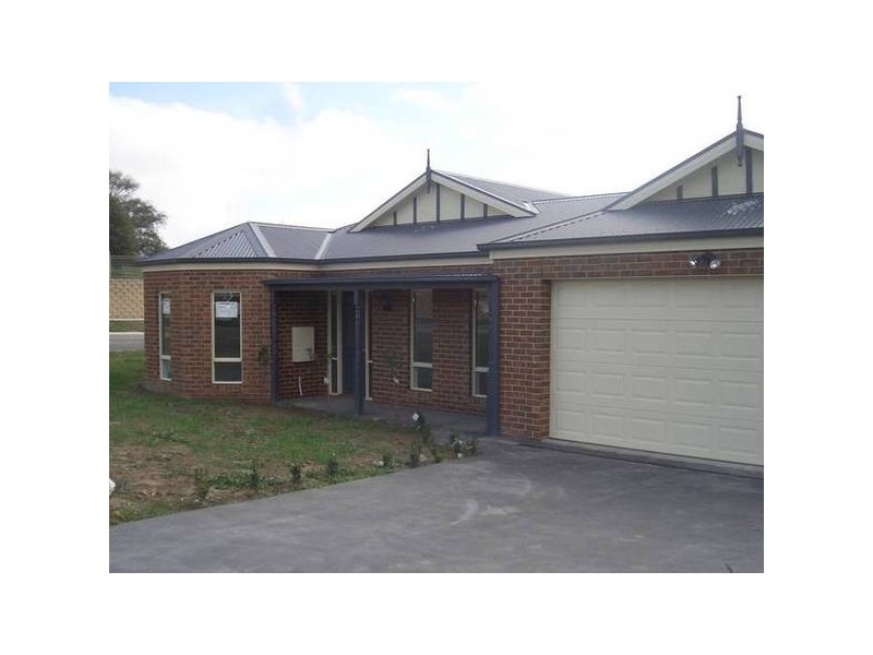 1 HANNAH RISE, Korumburra VIC 3950