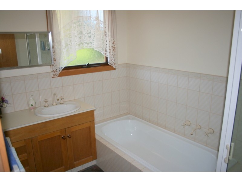 4 Rill Court, Korumburra VIC 3950