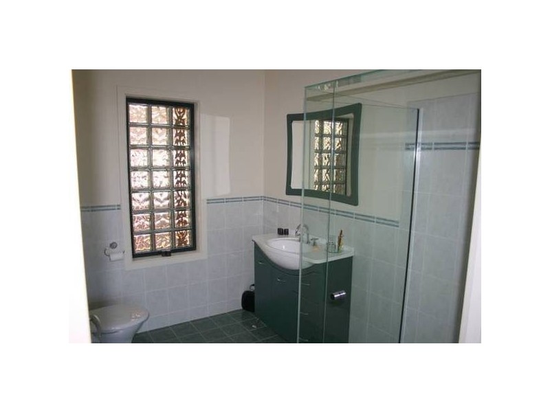 9 Cross Street, Outtrim VIC 3951