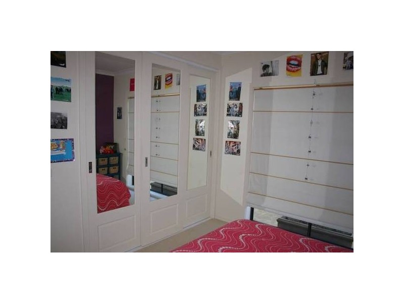 9 Cross Street, Outtrim VIC 3951