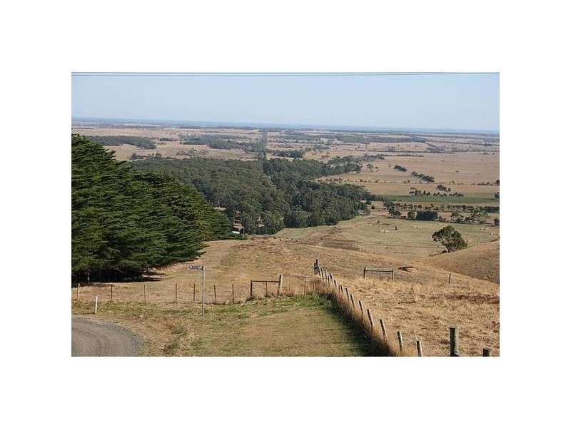 9 Cross Street, Outtrim VIC 3951