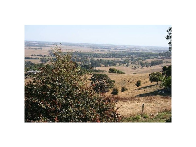 9 Cross Street, Outtrim VIC 3951