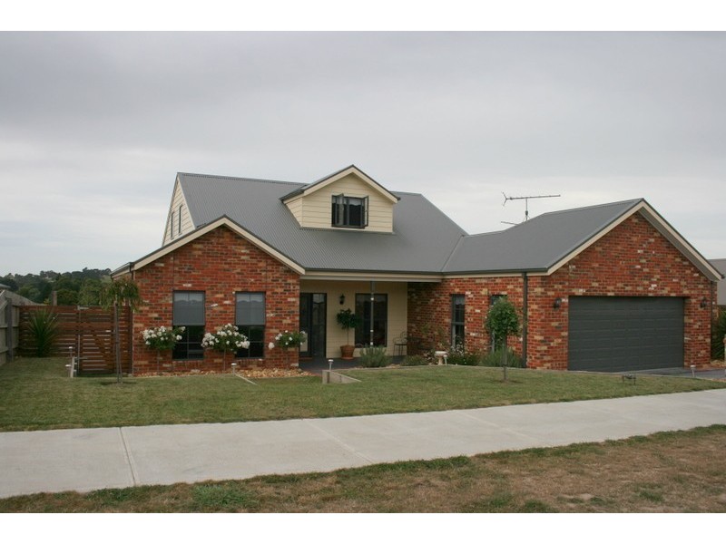 11 Isabella Boulevard, Korumburra VIC 3950