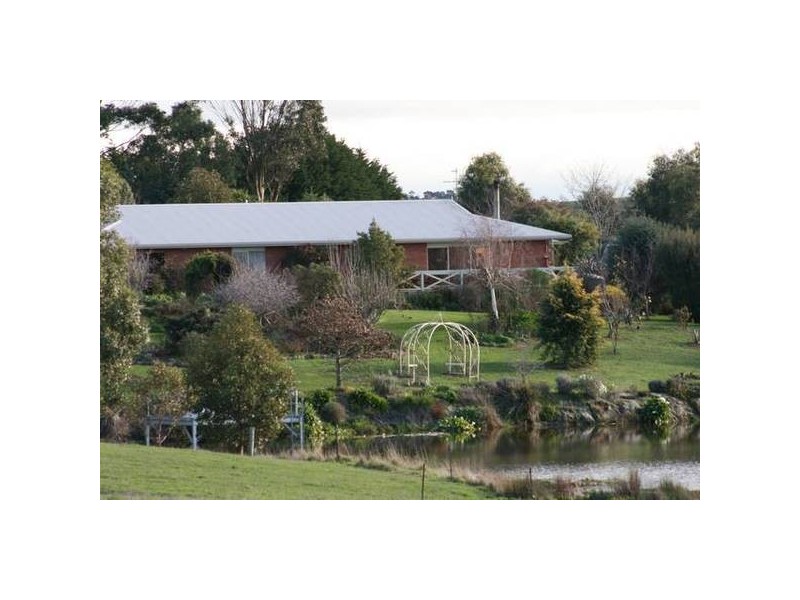 100 JUMBUNNA ROAD, Korumburra VIC 3950