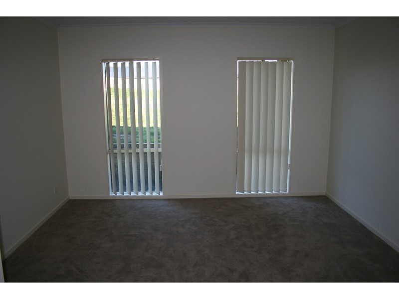 18 ISABELLA BOULAVARD, Korumburra VIC 3950