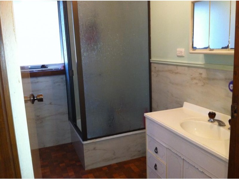 10/13-15 COAL CREEK ROAD, Korumburra VIC 3950