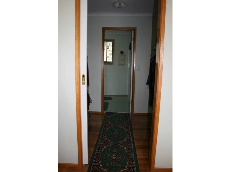 39 McQueen Ave, Korumburra VIC 3950