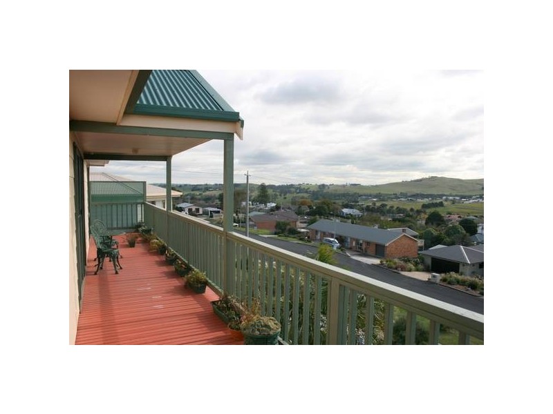 39 McQueen Ave, Korumburra VIC 3950