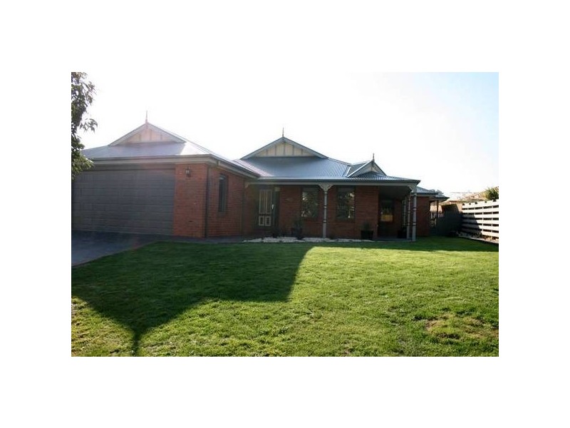 8 Woodford Place, Korumburra VIC 3950