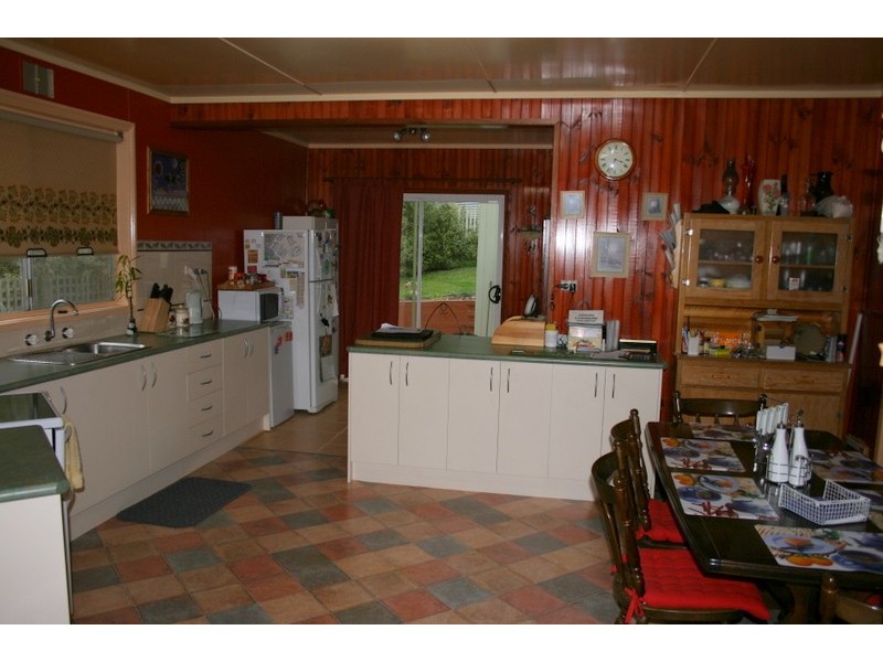 57 Main Road, Korumburra VIC 3950