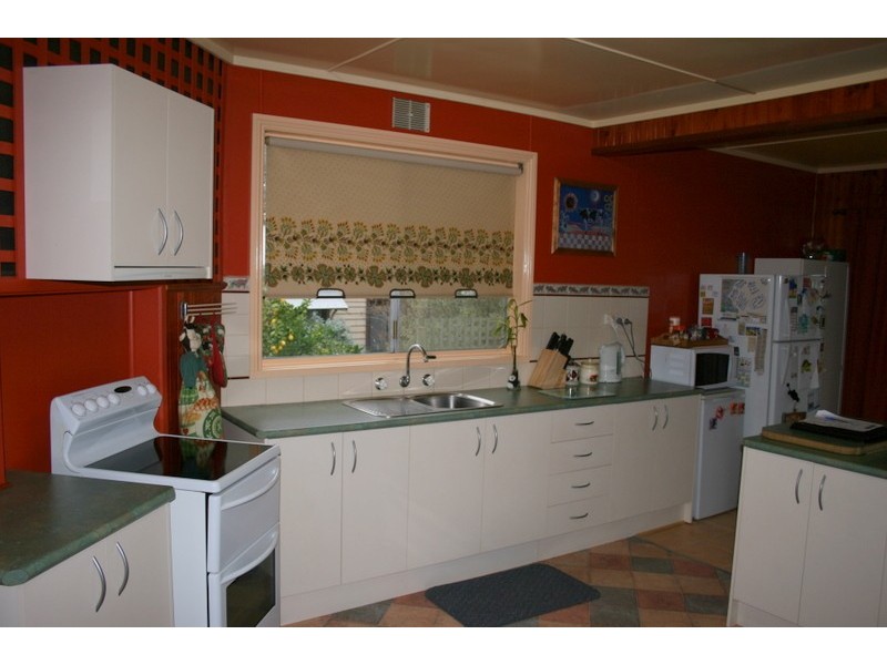 57 Main Road, Korumburra VIC 3950