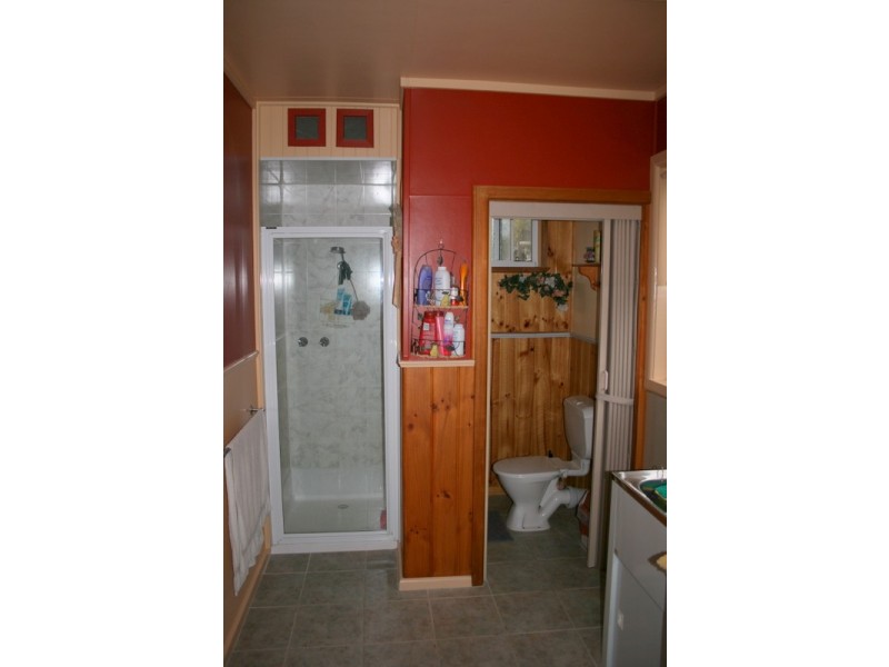 57 Main Road, Bena VIC 3946