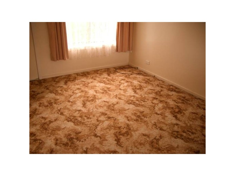 1/8 Ruddville Avenue, Korumburra VIC 3950