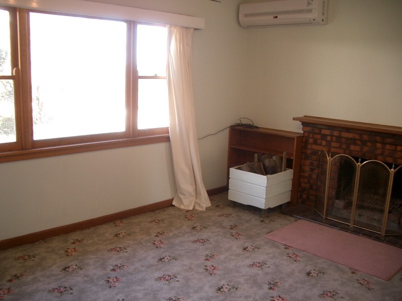 1 Mionis Road, Korumburra VIC 3950