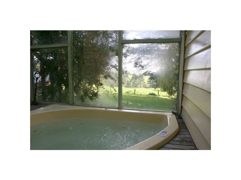 330 Jeetho West Road, Loch VIC 3945