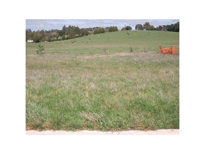 8 Isabella Boulevard, Korumburra VIC 3950