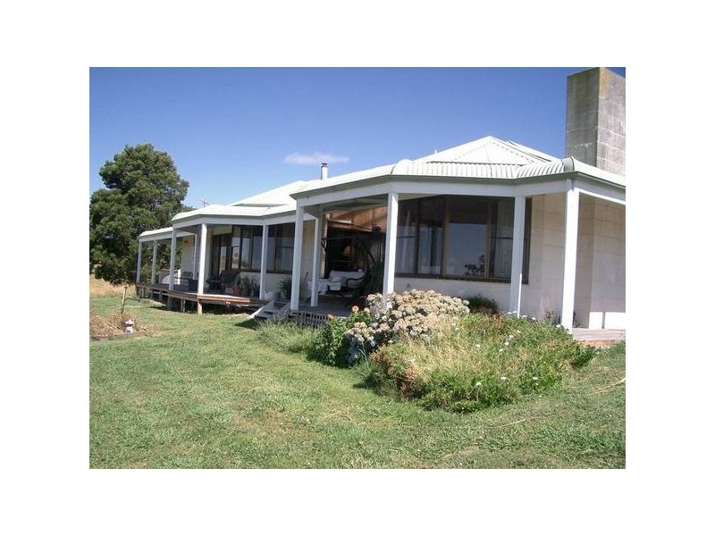 65 Loch Wonthaggi Road, Loch VIC 3945