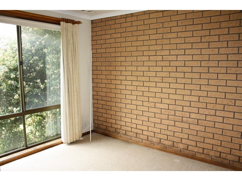 2/20 Bates Aveune, Korumburra VIC 3950