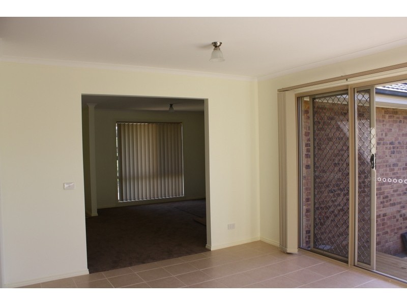 8/23 Woodford Place, Korumburra VIC 3950