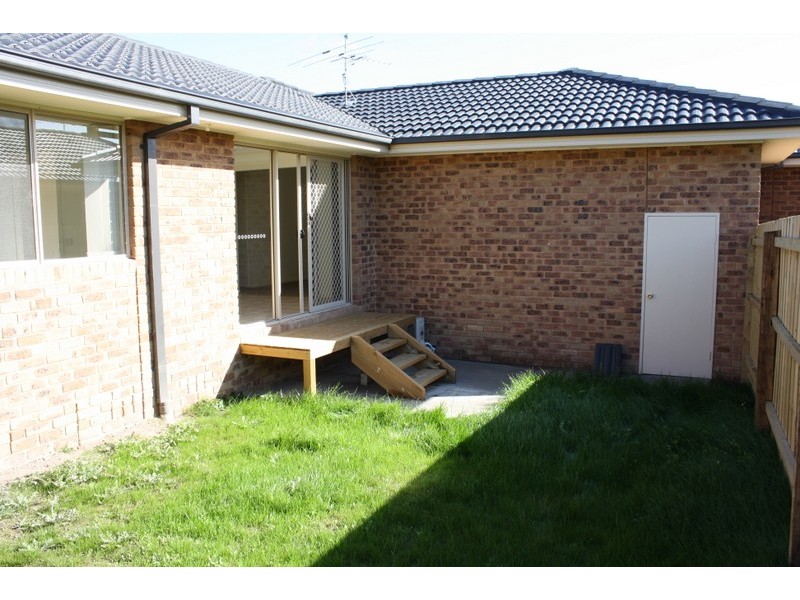 8/23 Woodford Place, Korumburra VIC 3950