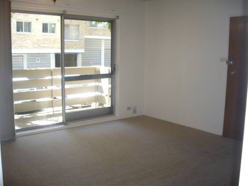 18/4-12 Huxtable Avenue, Lane Cove NSW 2066