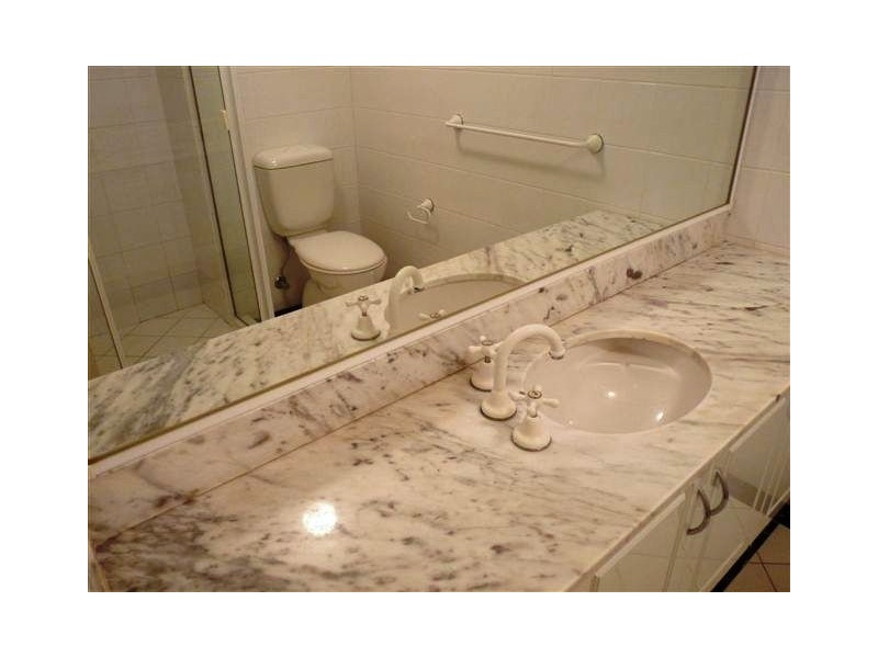 2/2 Mortimer Lewis Drive, Huntleys Point NSW 2111