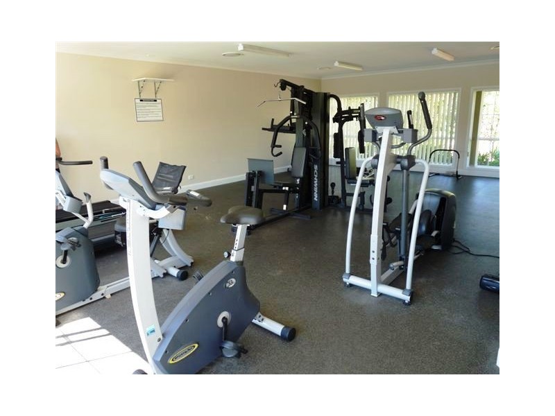 2/2 Mortimer Lewis Drive, Huntleys Point NSW 2111