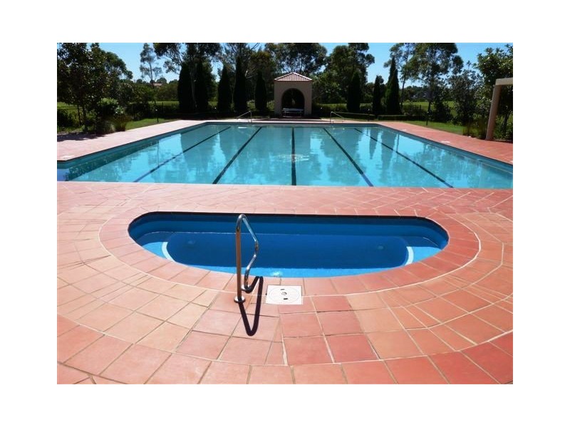 2/2 Mortimer Lewis Drive, Huntleys Point NSW 2111