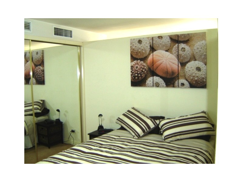 15/12 Glen Street, Milsons Point NSW 2061