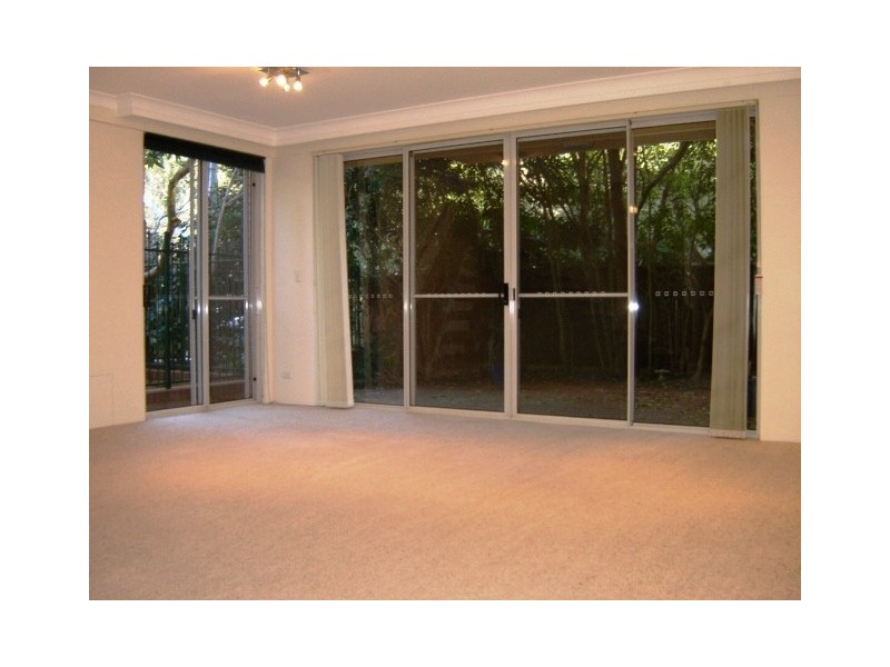 1/8 Robert Street, Artarmon NSW 2064