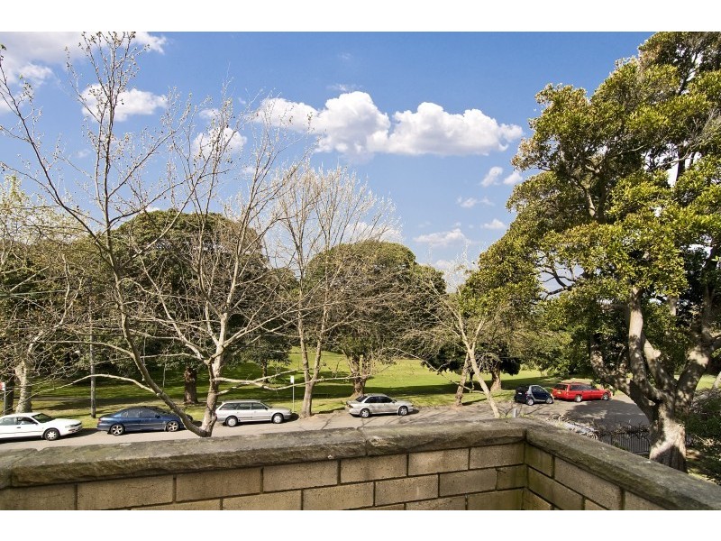 1/8 Hazelbank Road, Wollstonecraft NSW 2065