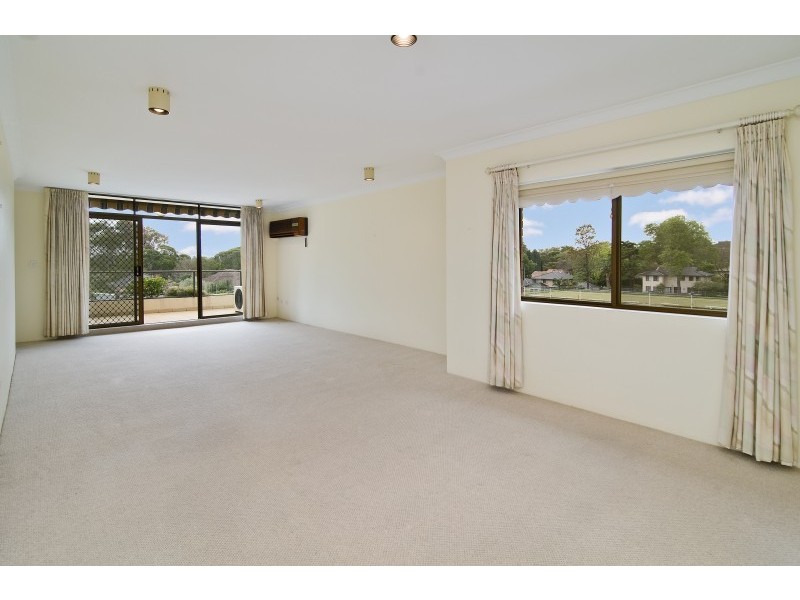 8/157-159 Burns Bay Road, Lane Cove NSW 2066